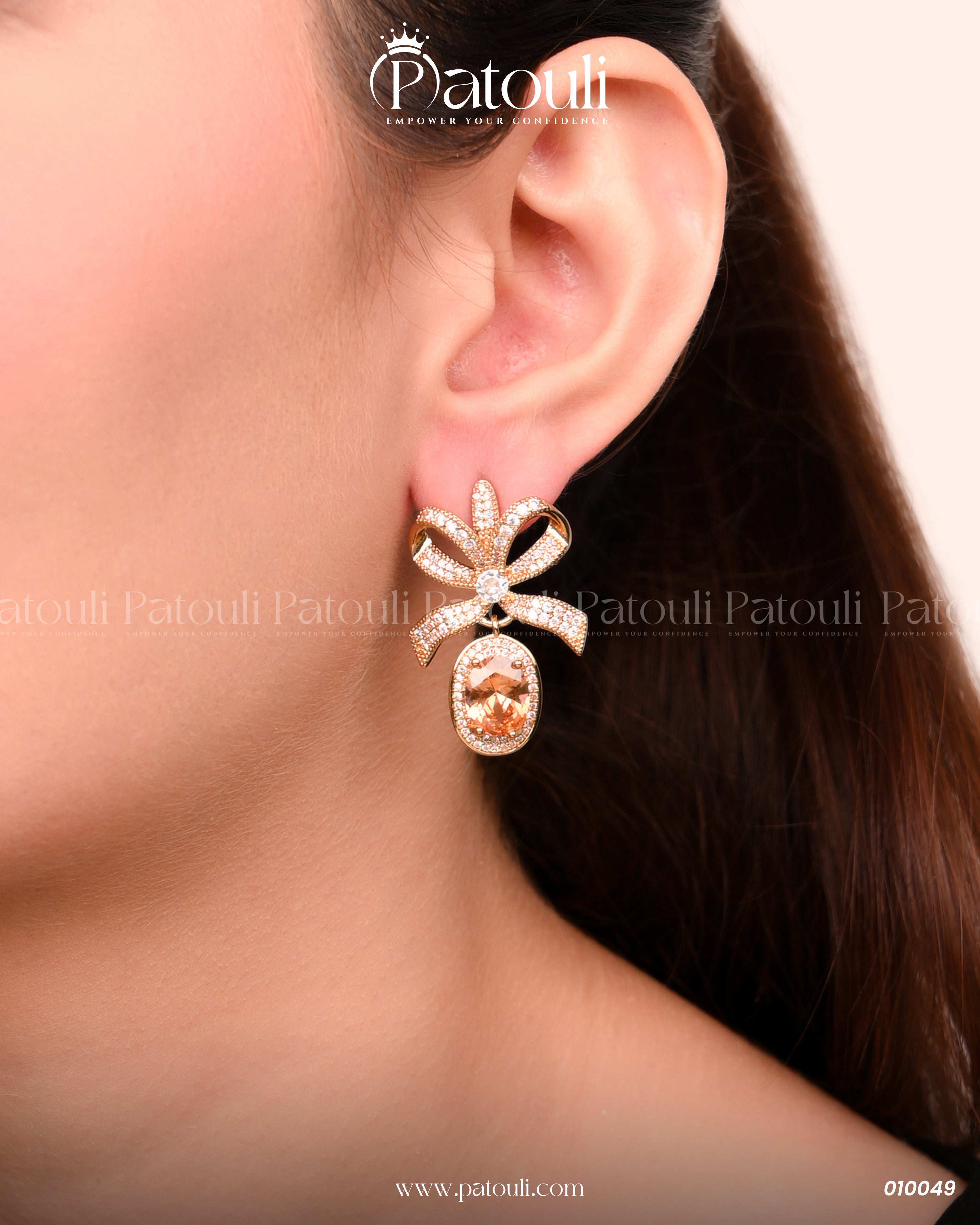 The Champagne Flora Crown Studs