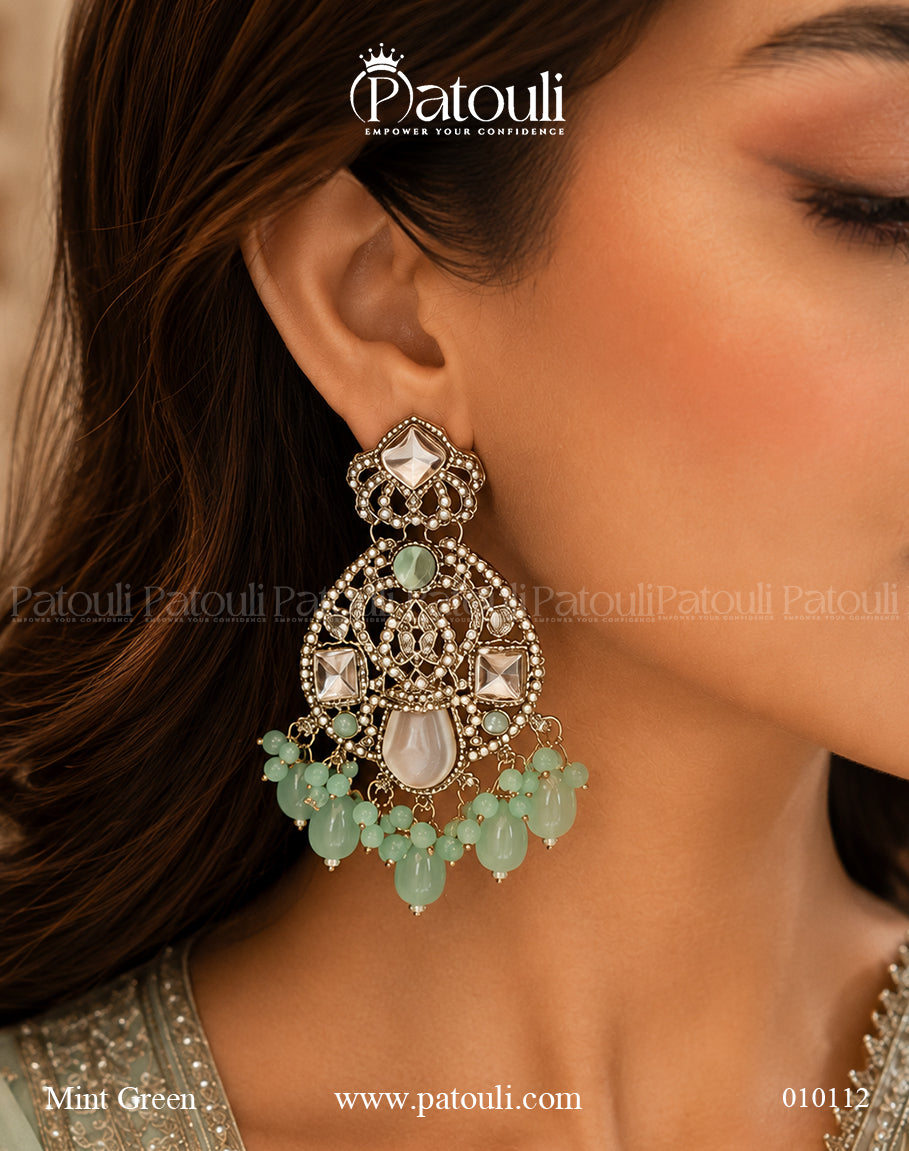 Rang-e-Noir Pearl Earrings