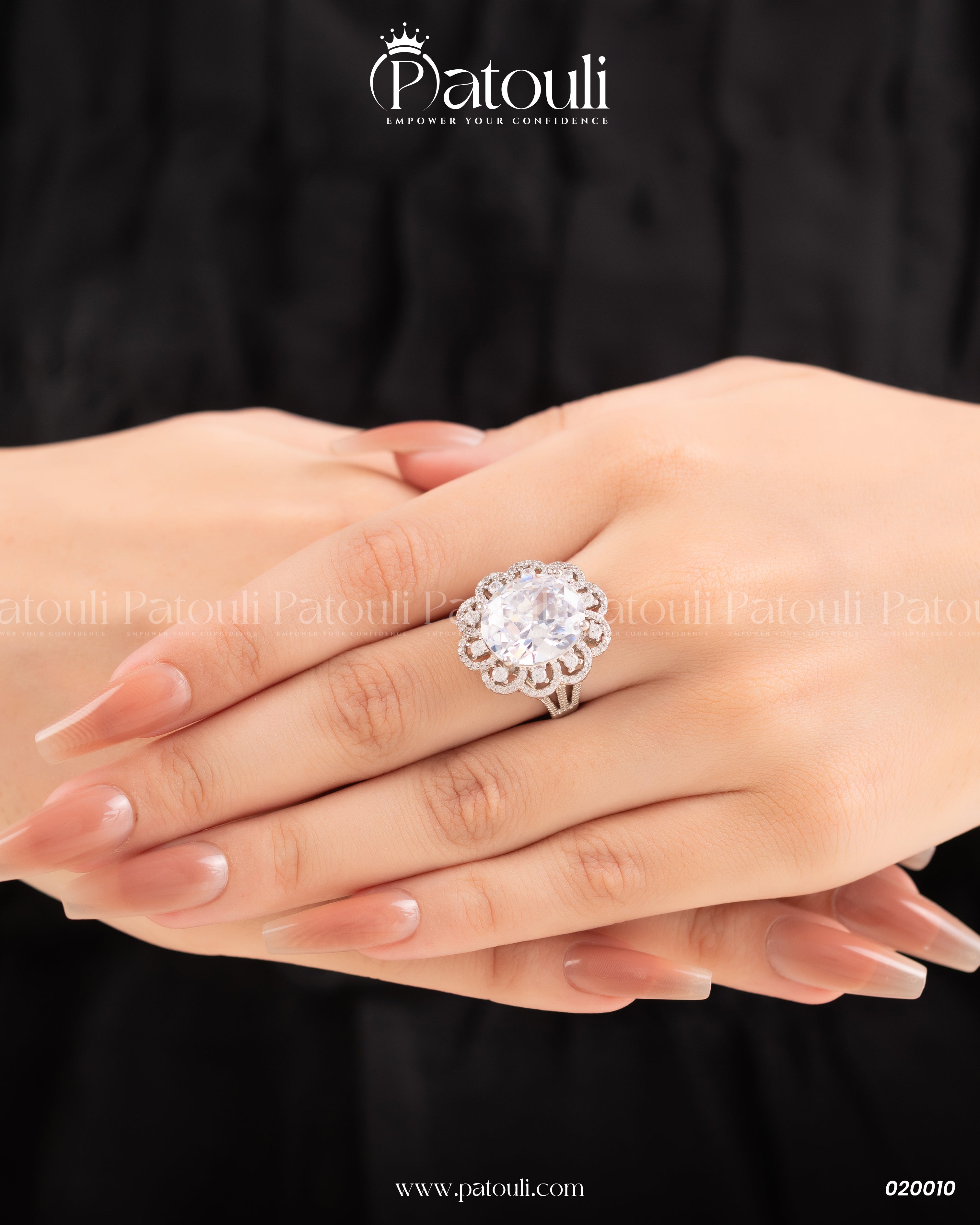Elegant Floral Zirconia Silver Ring