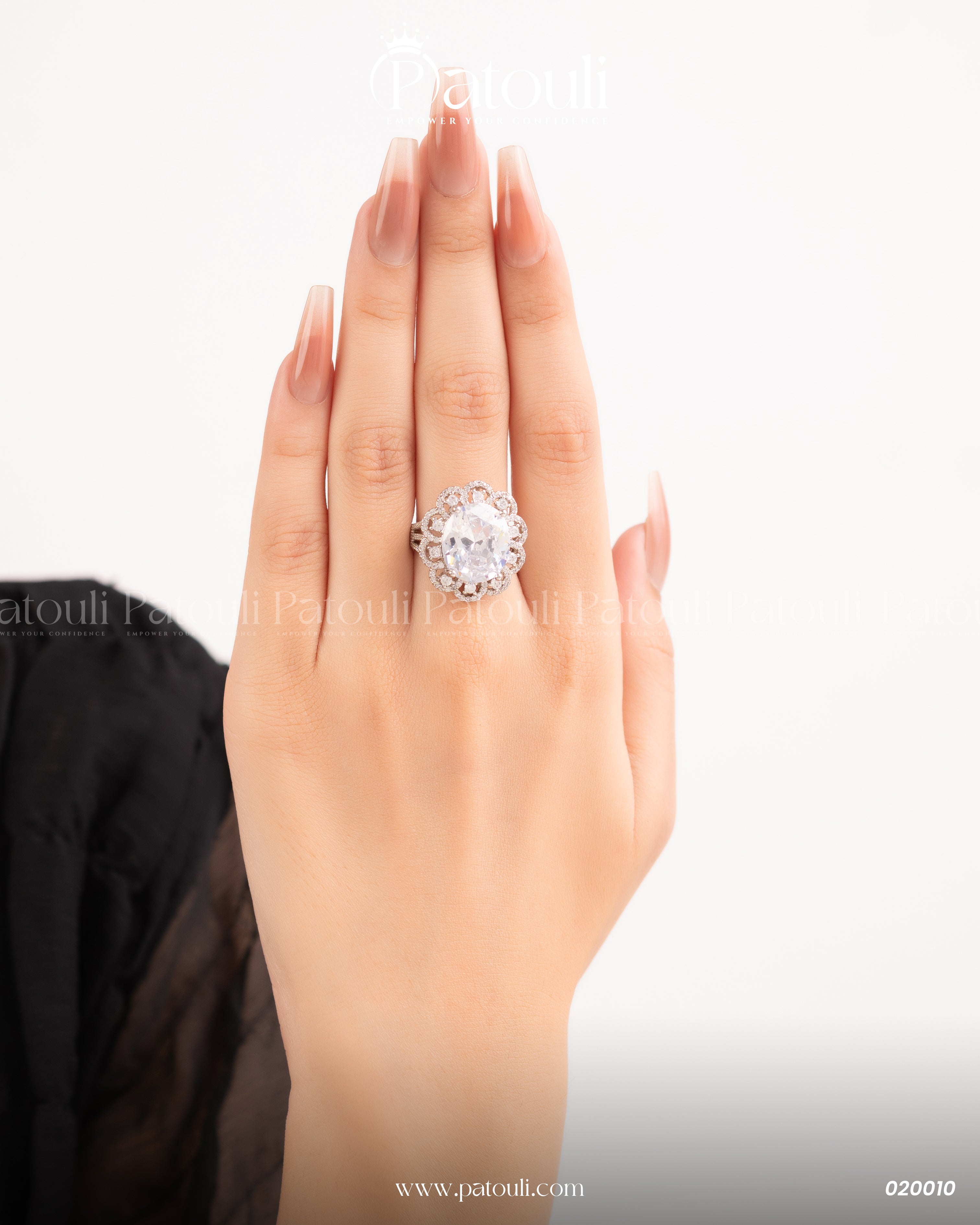 Elegant Floral Zirconia Silver Ring