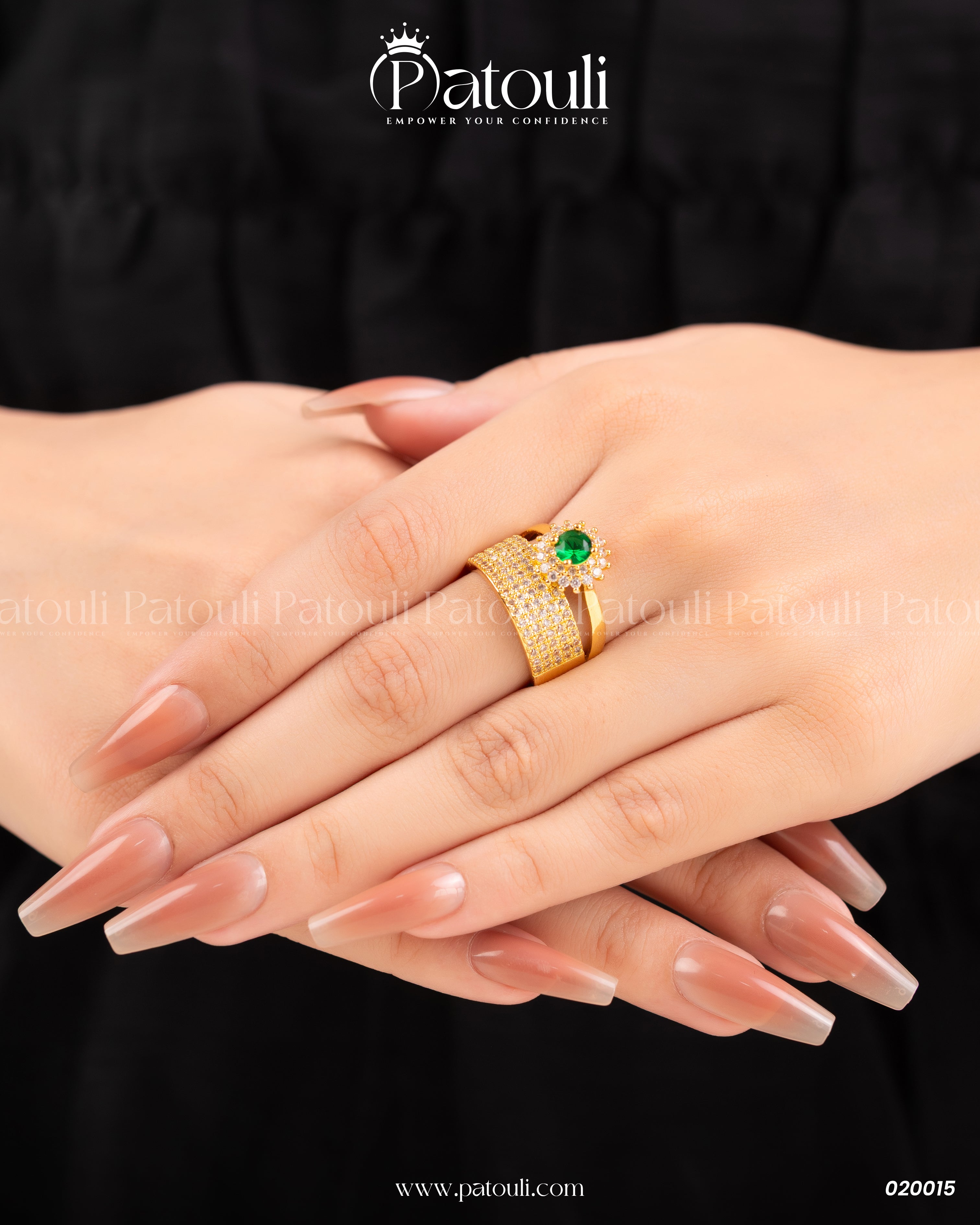 Luxe Engagement Gold Ring