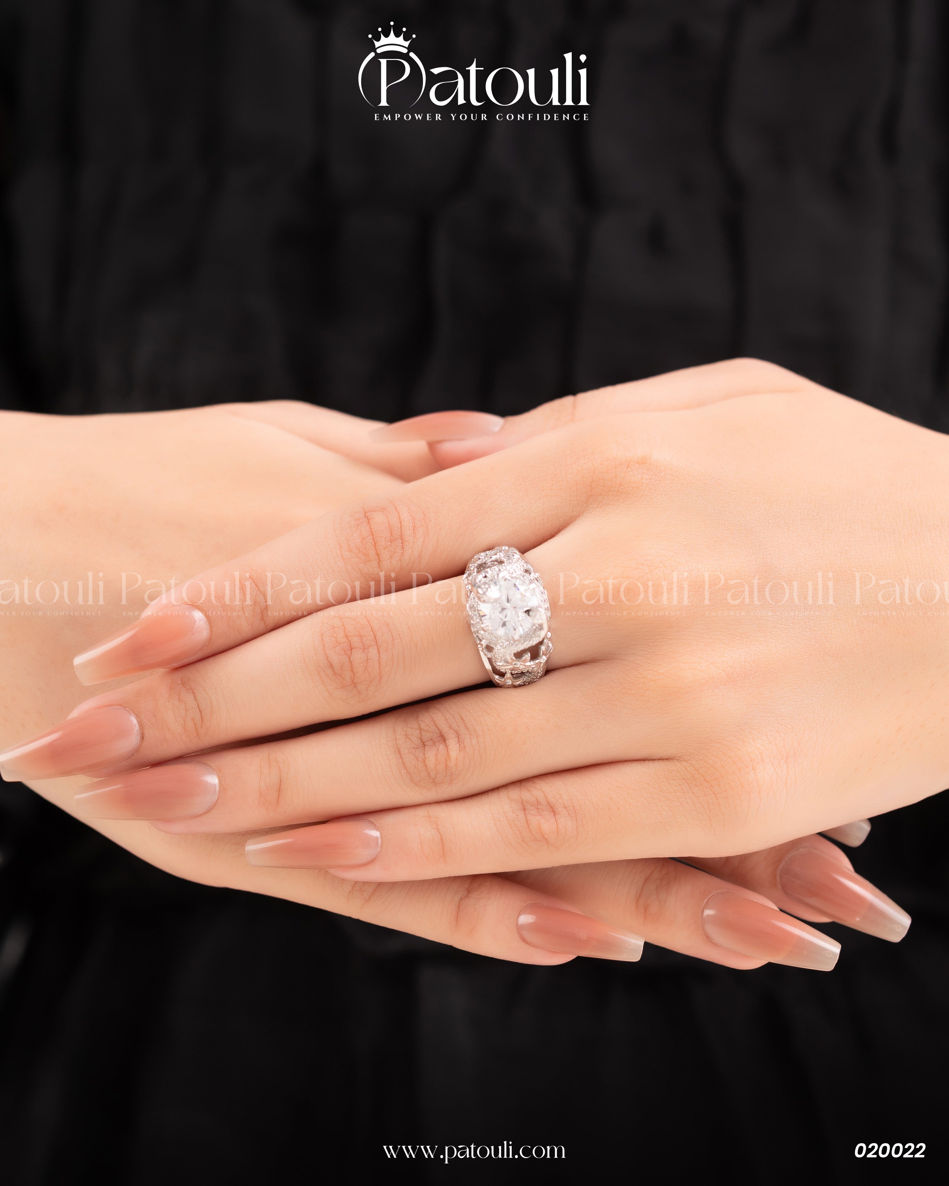 Julia Snake Round Silver Sterling