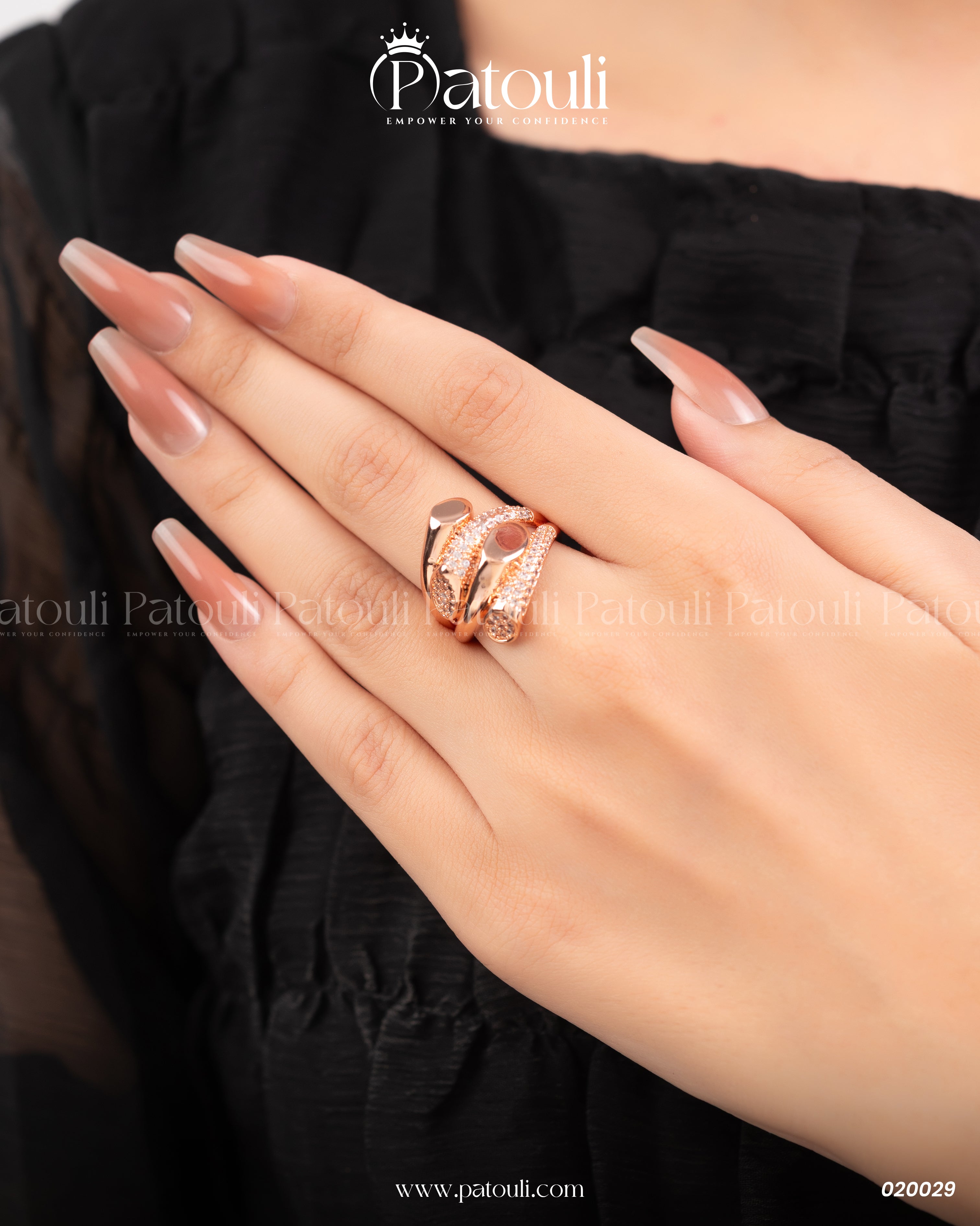 Modern Classic Solitaire Pink Rose Ring
