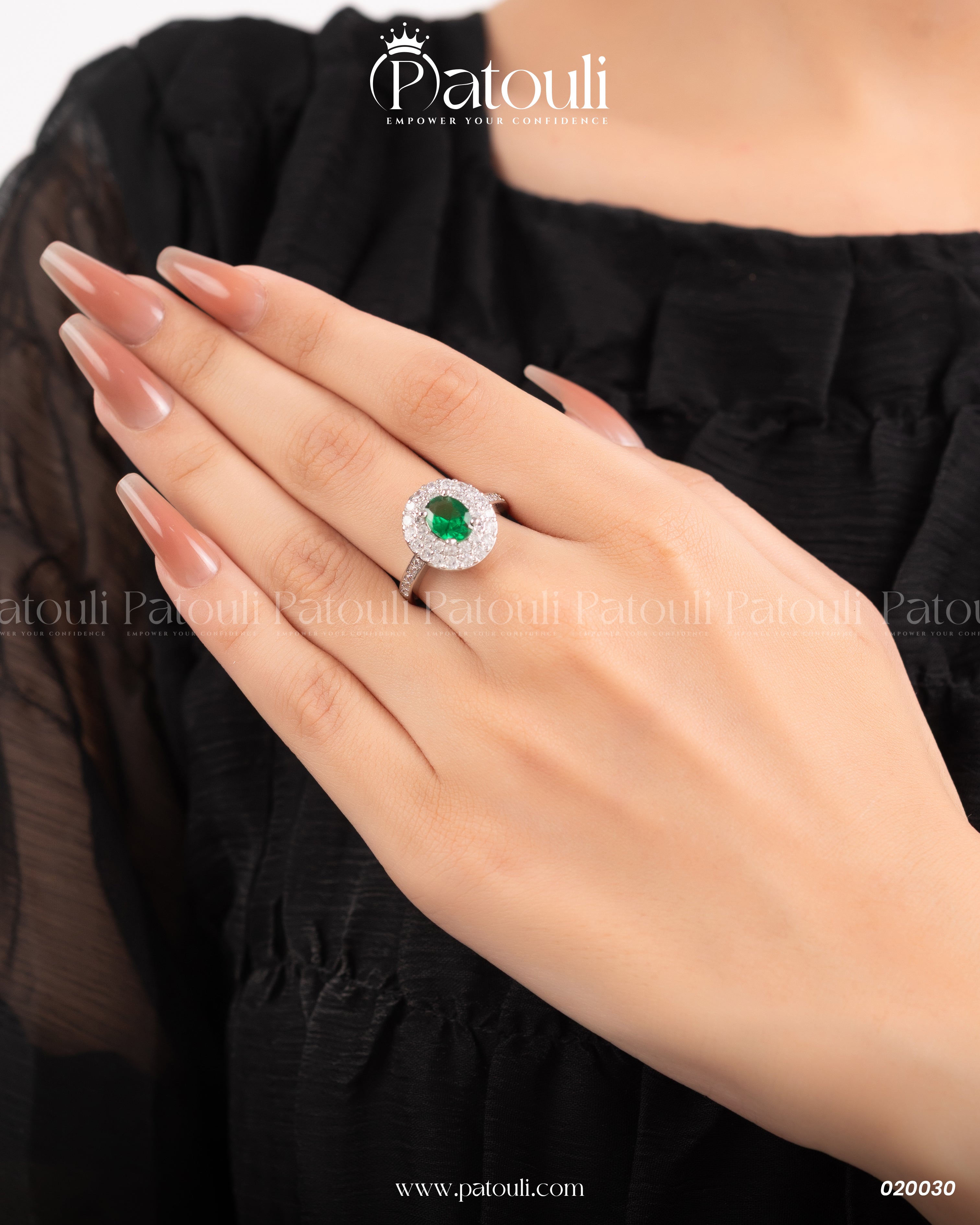 Oval Green Emerald Silver Ring