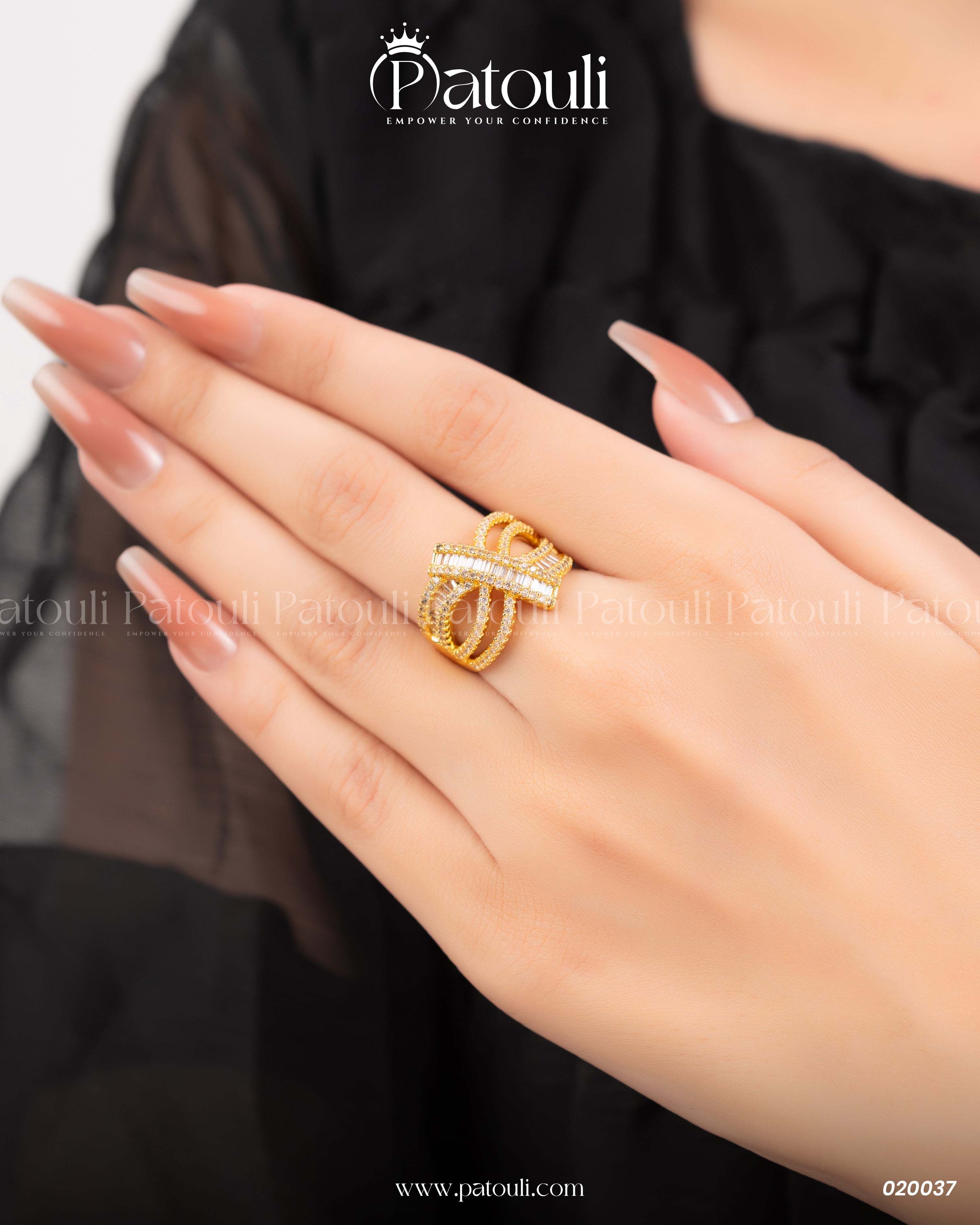 High Quality Zirconia Knot Style Golden