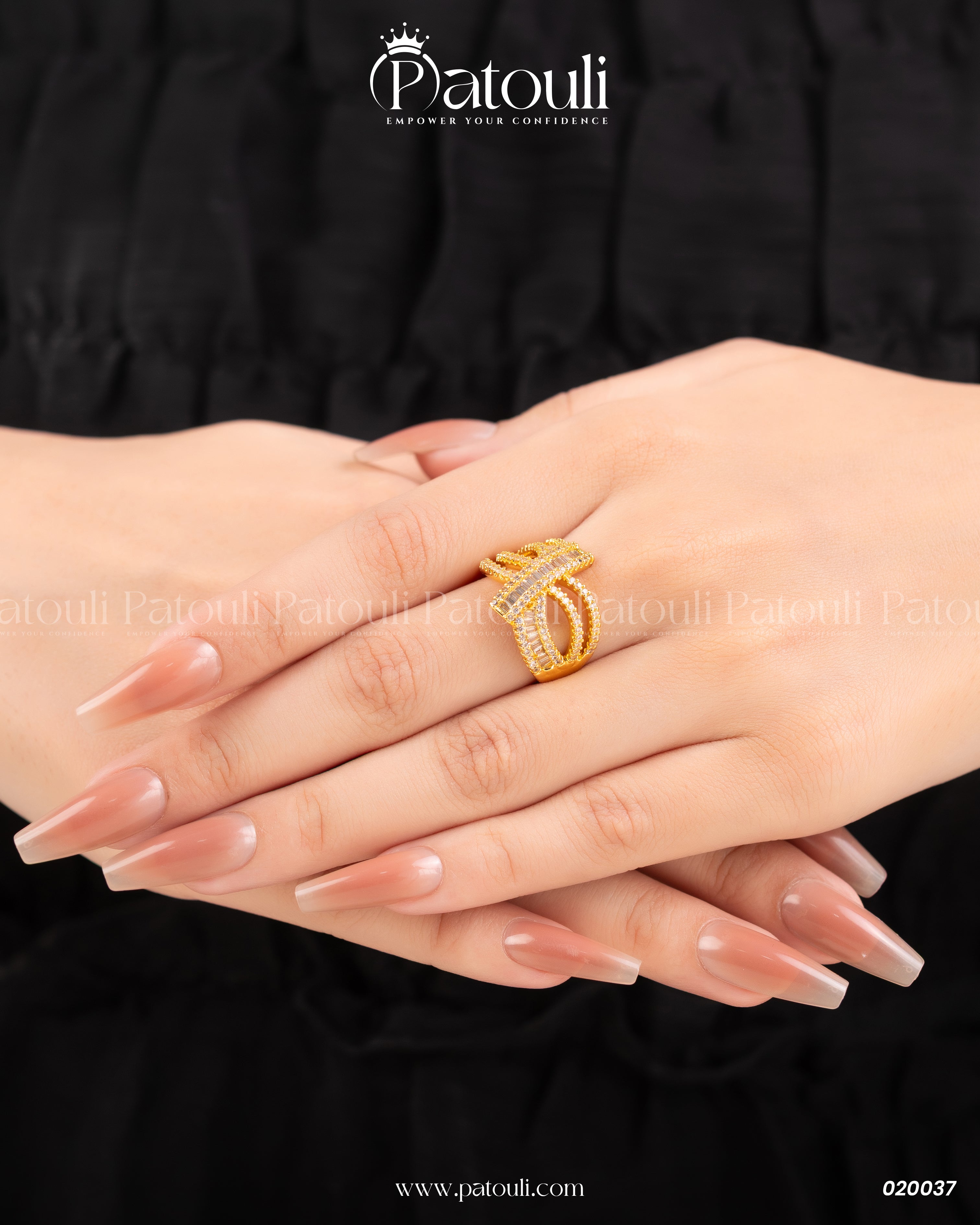 High Quality Zirconia Knot Style Golden