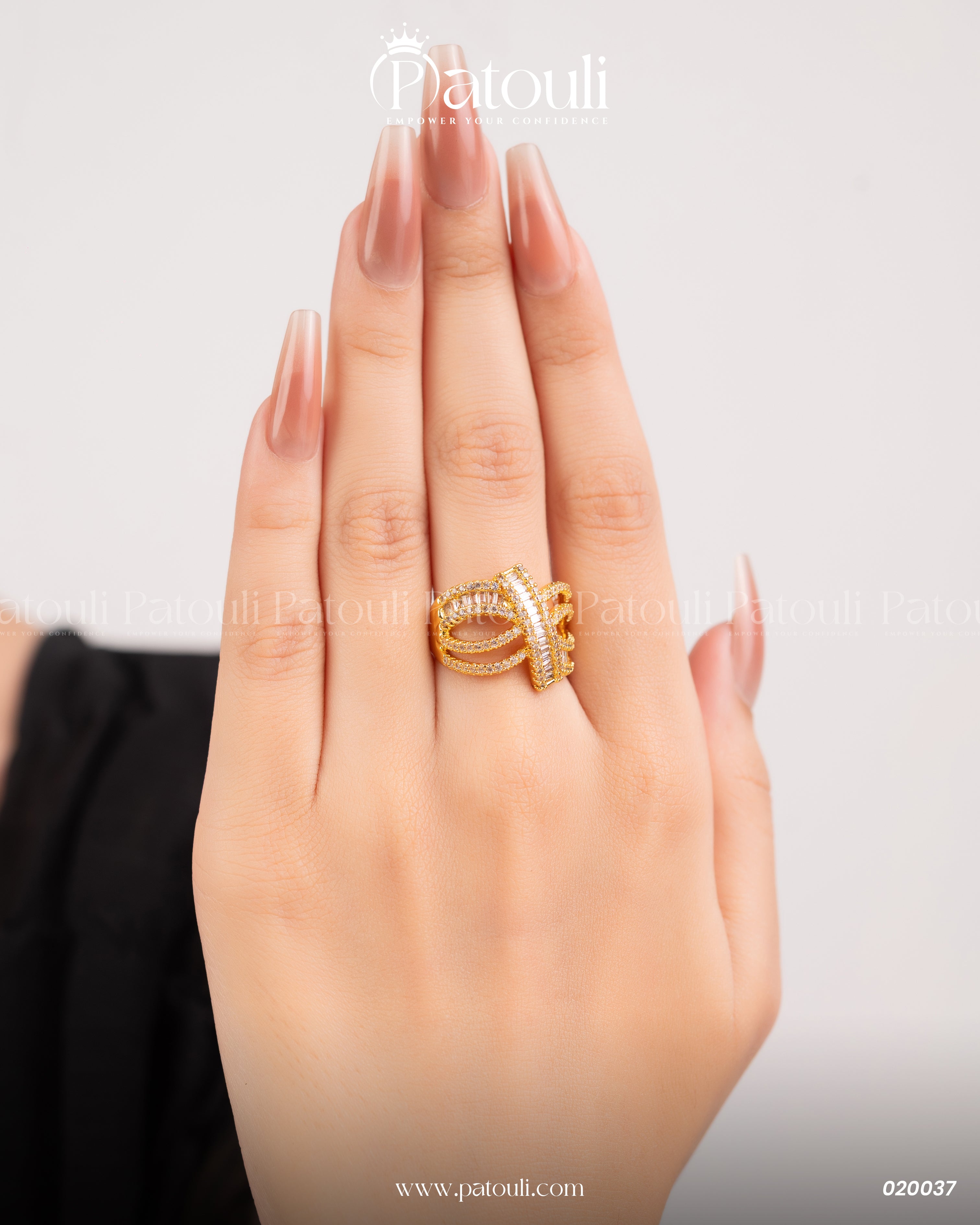 High Quality Zirconia Knot Style Golden