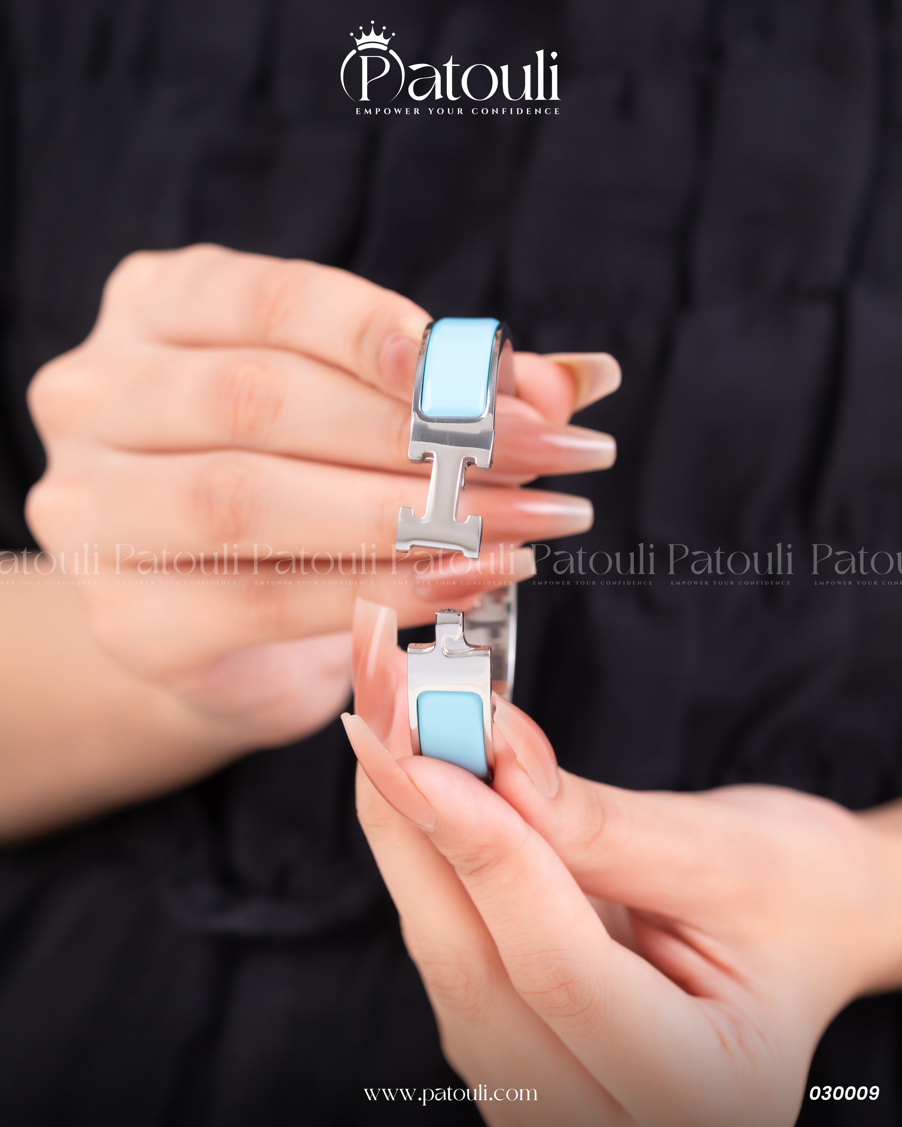 Clic Clac H Light Blue Bracelet