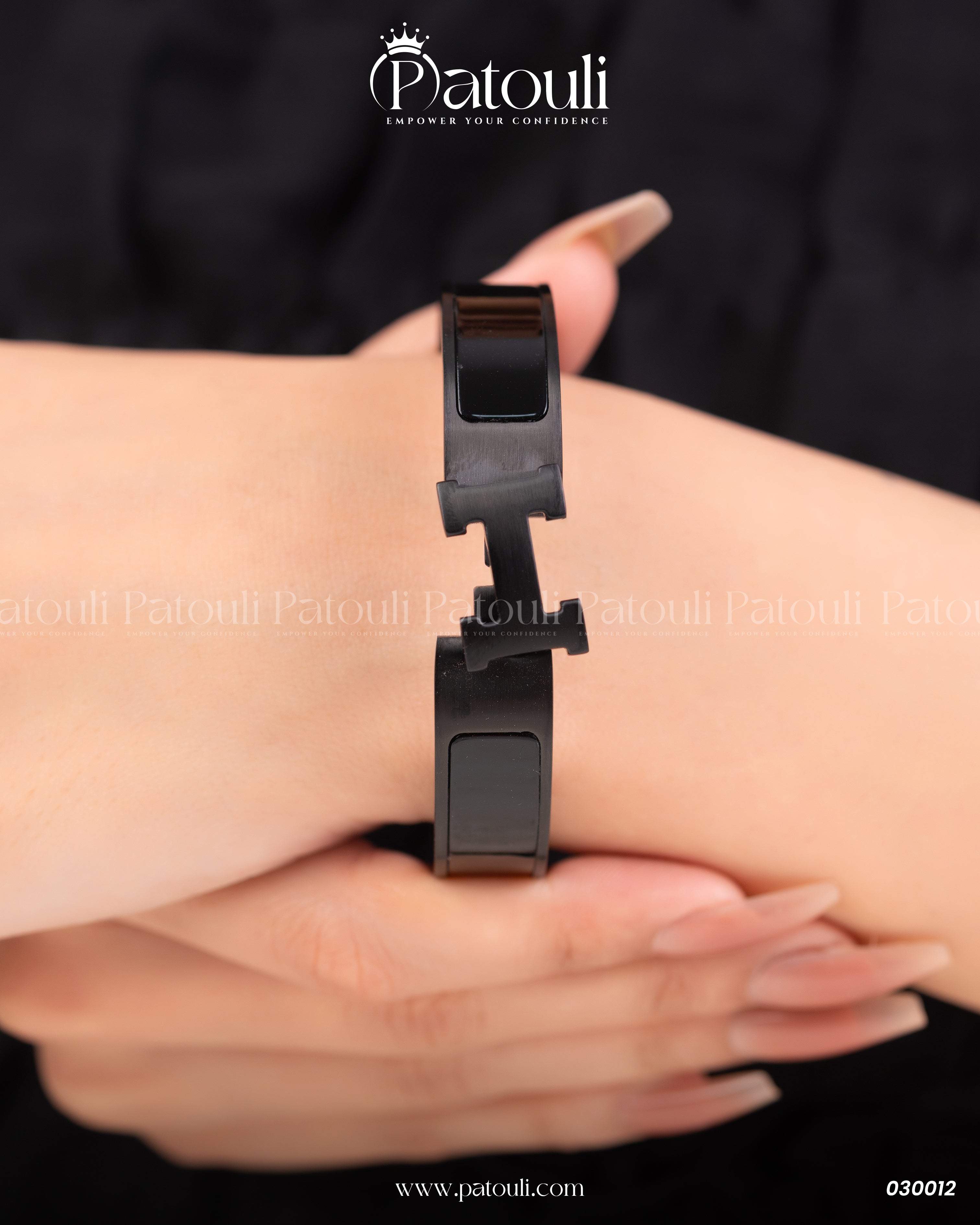 Clic Clac H Style Bold Black