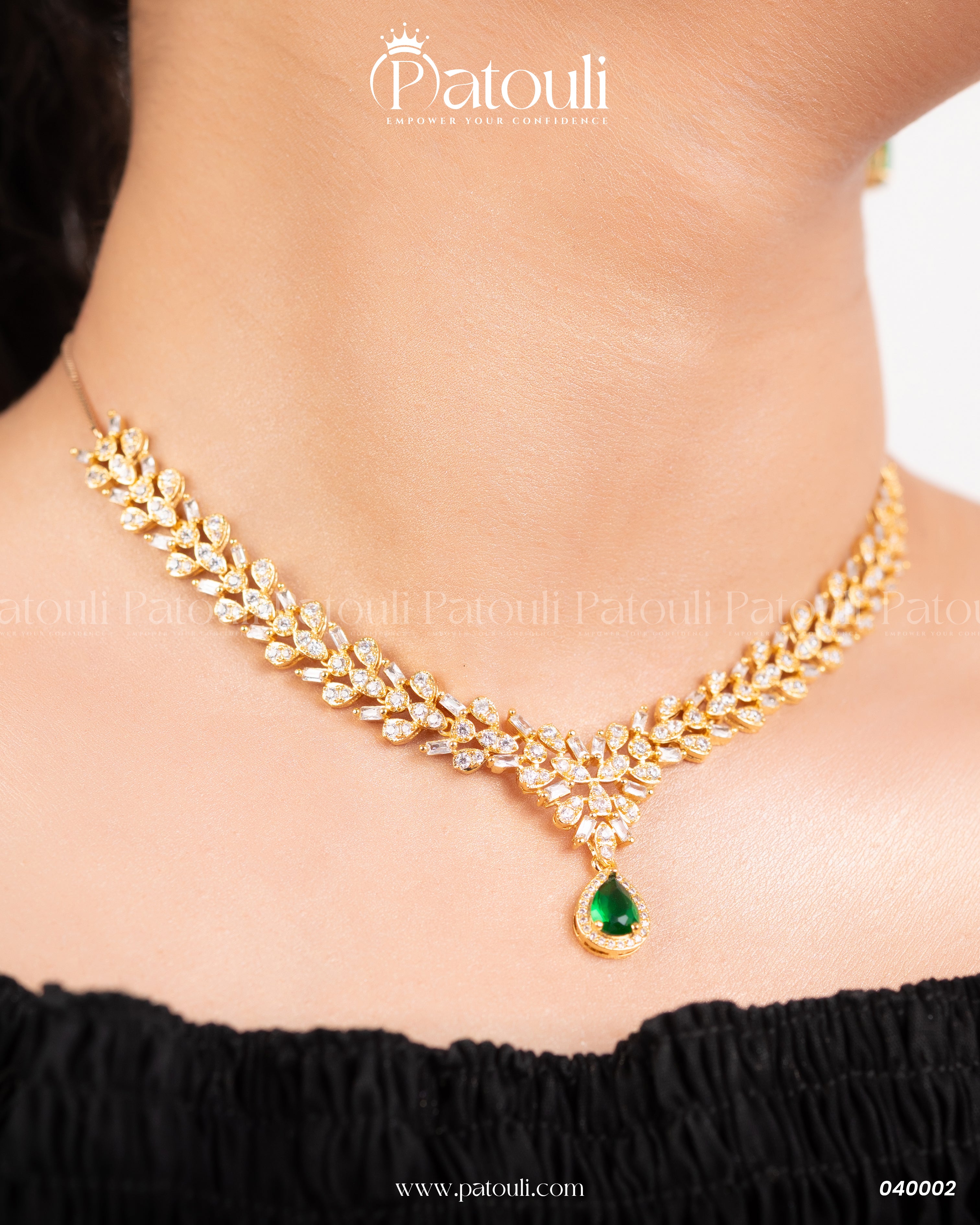 Beautiful Leaf Design Emerald Stone