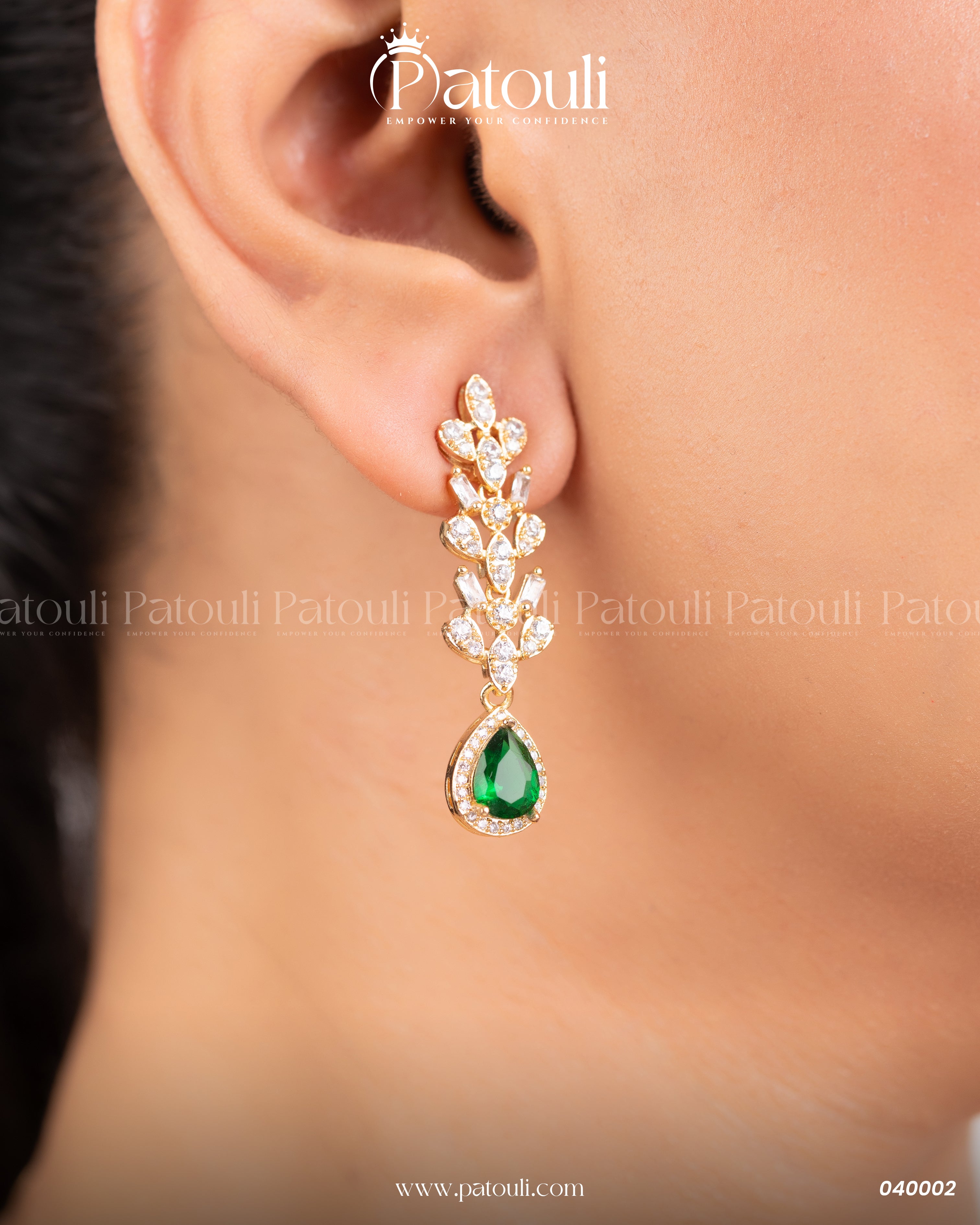 Beautiful Leaf Design Emerald Stone