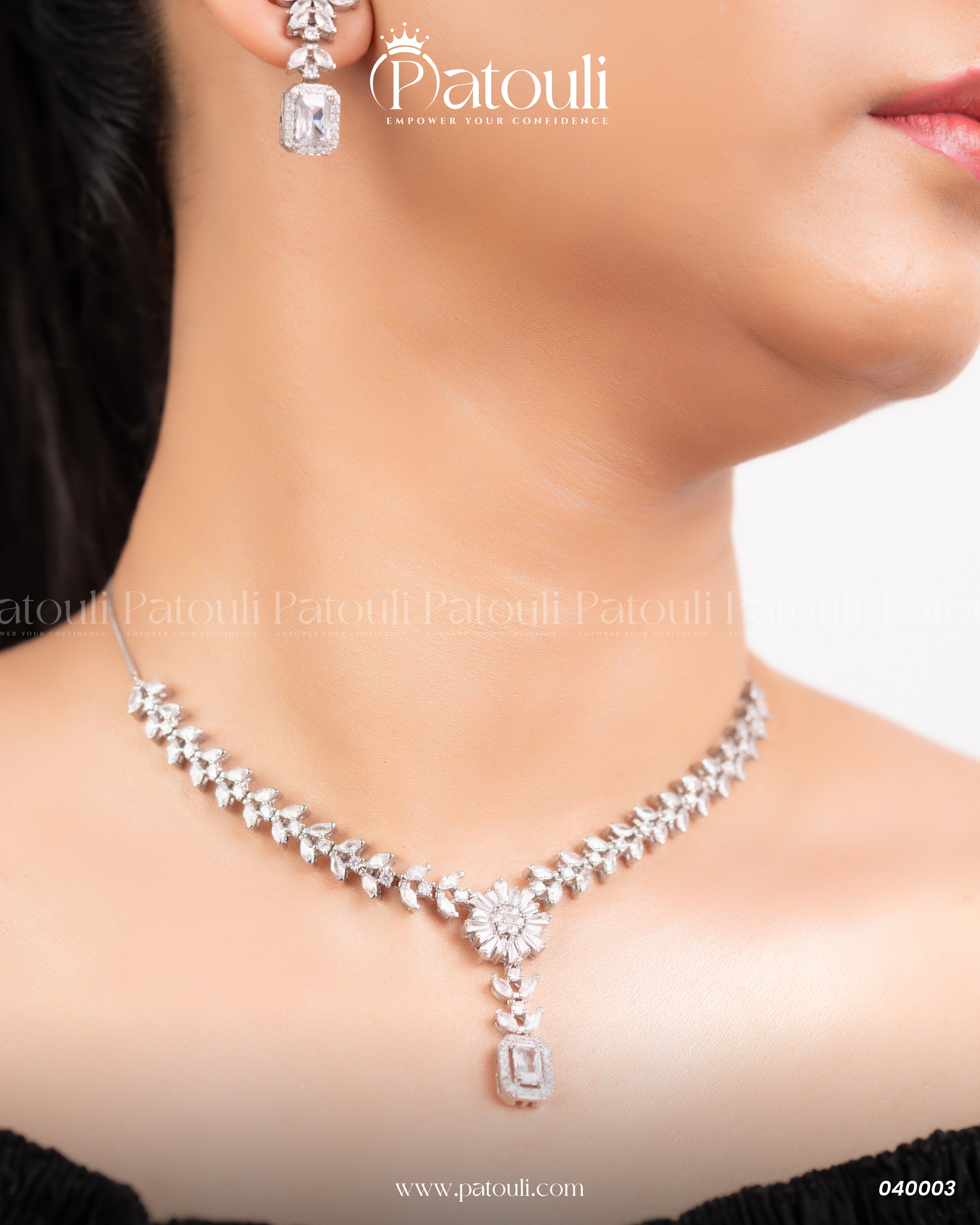 Beautiful Leaf Design White Stone