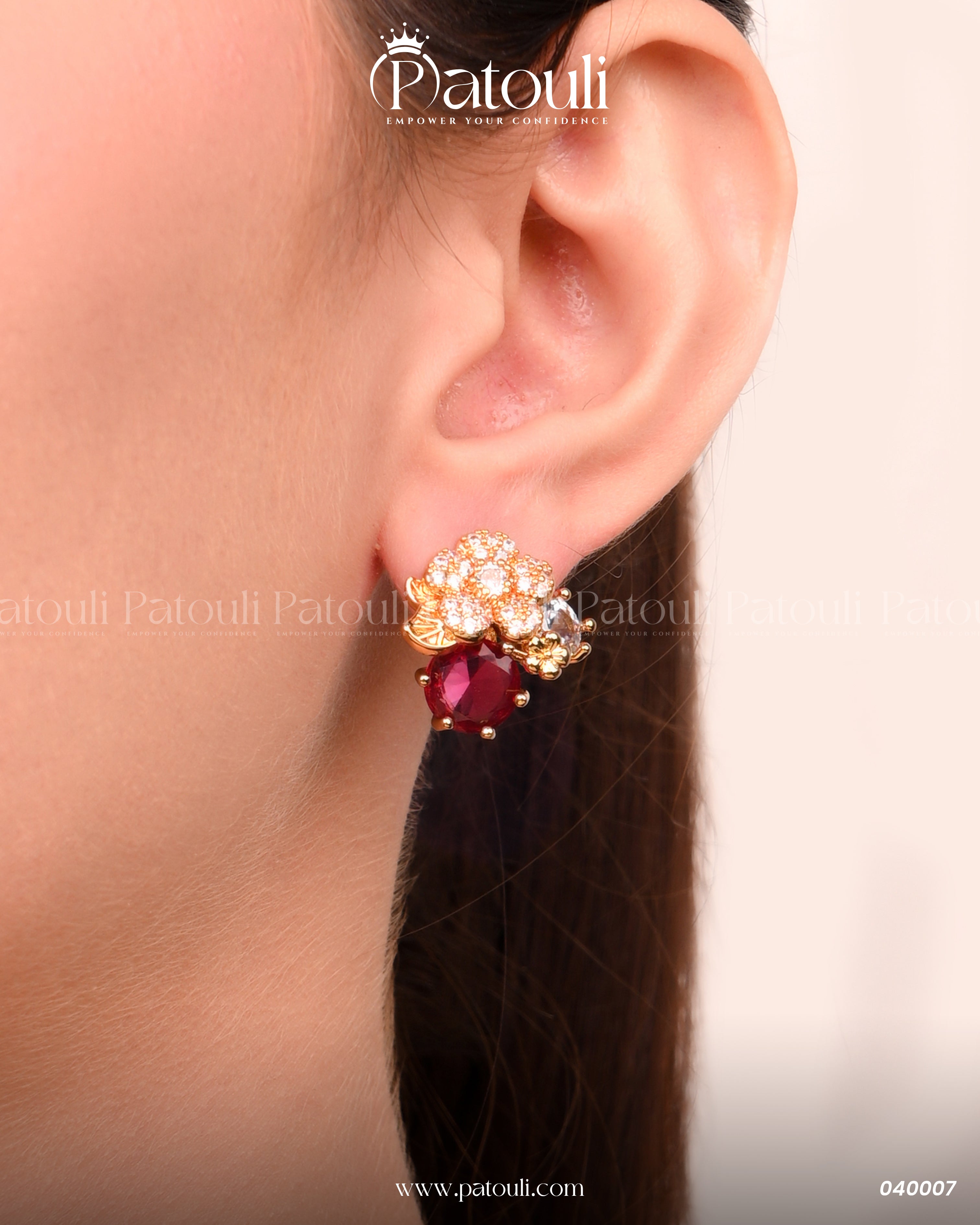 The Ruby Halo Spark Pendant Set