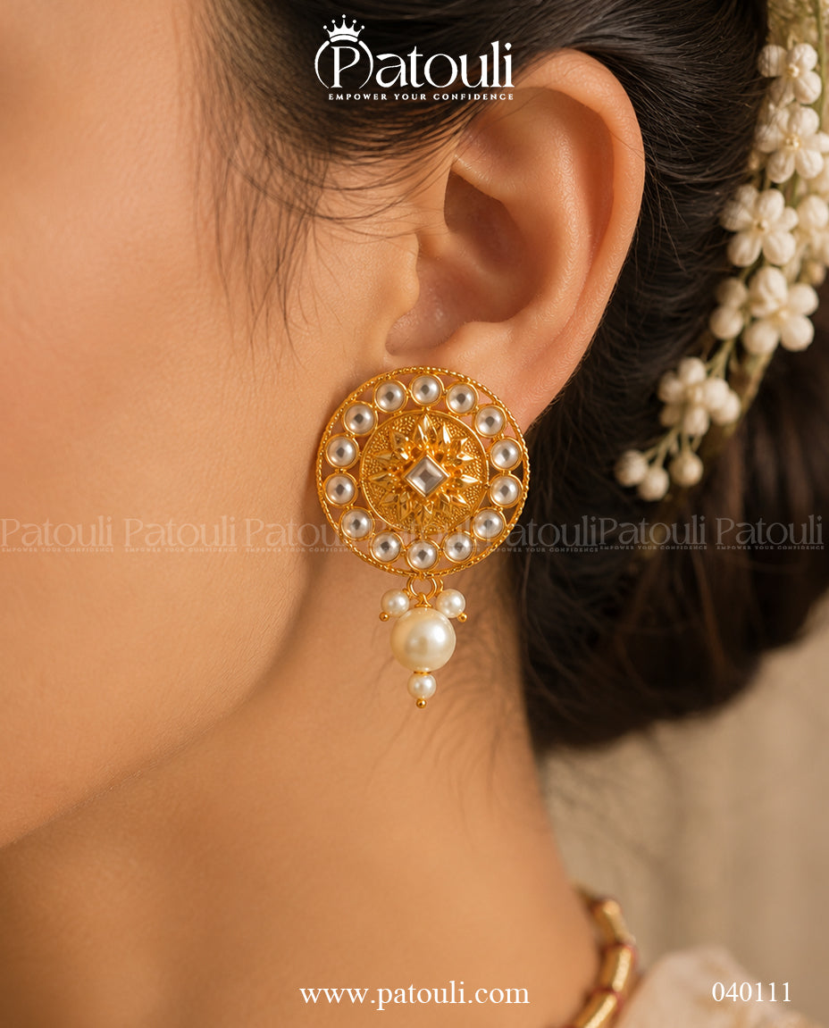 Noor-e-Zar Pearl Choker Set