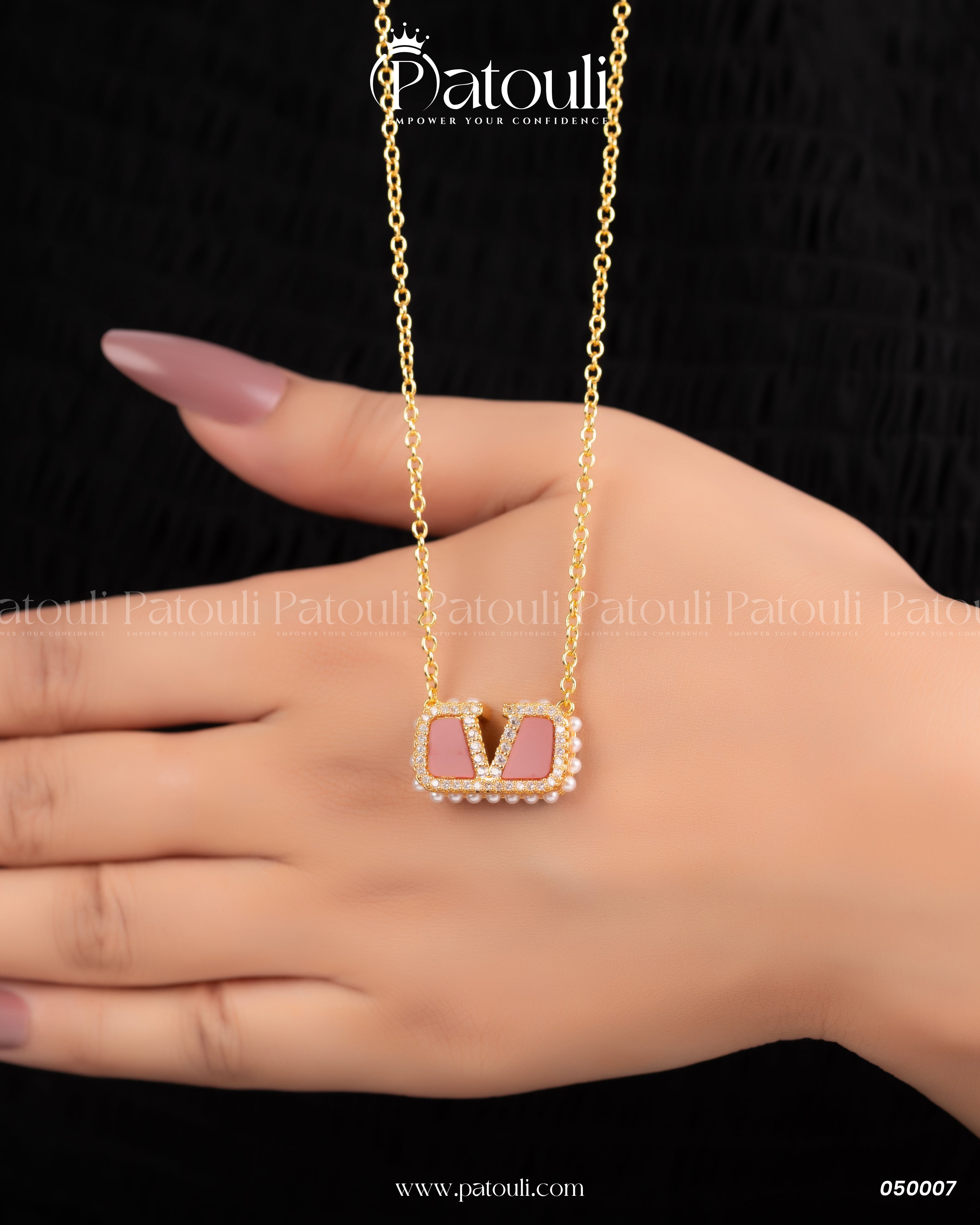 Glasses Style Necklace